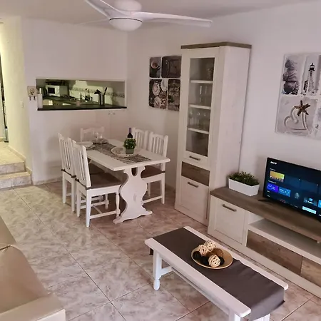 Mit Gemeinschaftspool By Interhome 플라야데라스아메리카스