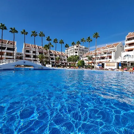 Mit Gemeinschaftspool By Interhome Apartment *