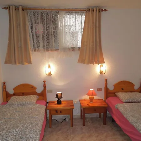 Mit Gemeinschaftspool By Interhome Playa de las Americas (Tenerife)