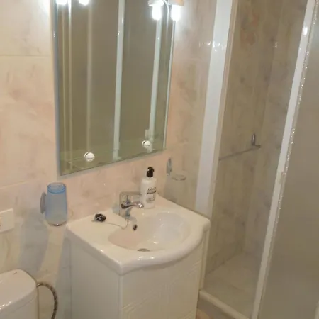 Mit Gemeinschaftspool By Interhome Apartment